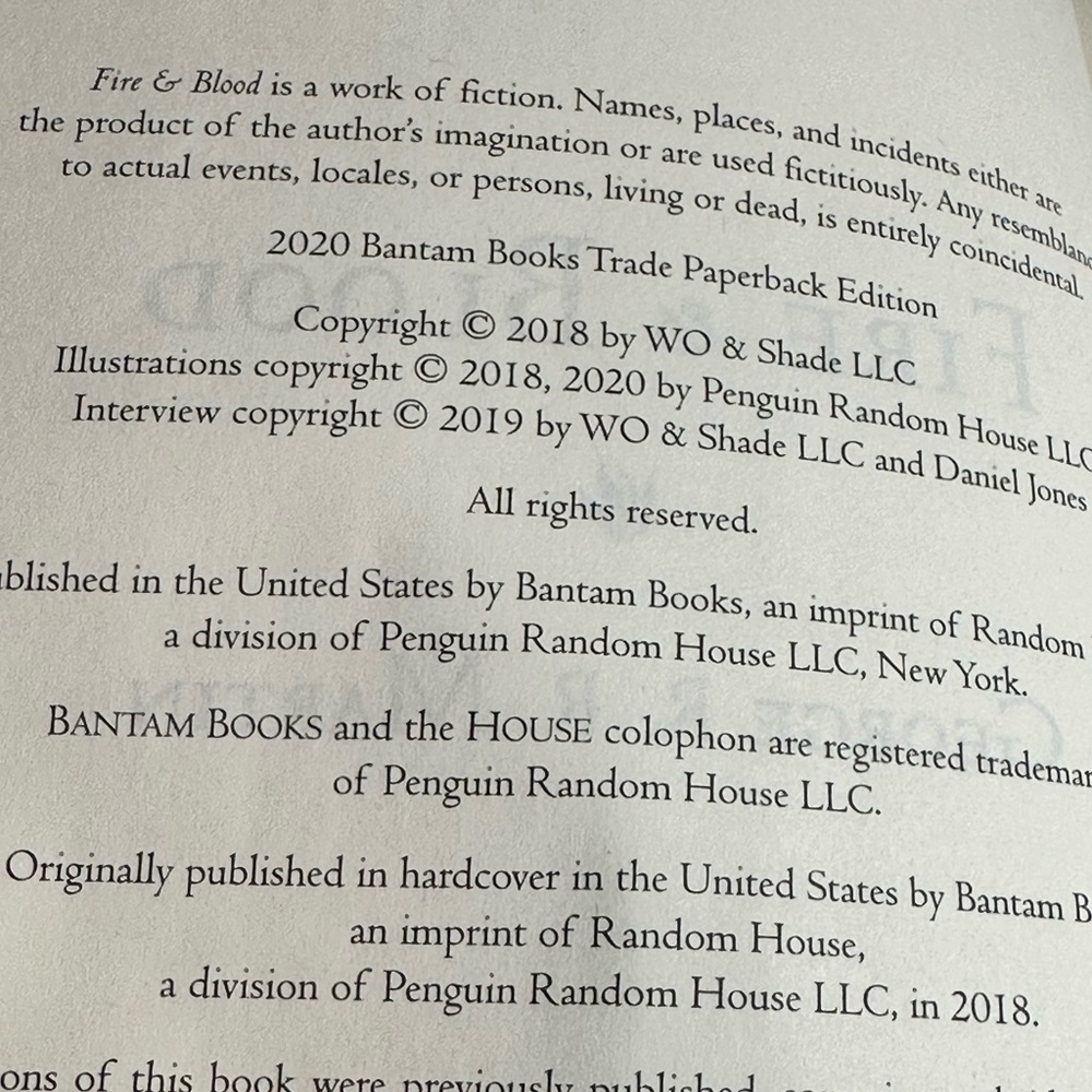 George R.R.Martin Fire & Blood paperback 2020 ( slight water damaged. Corner - Picture 6 of 10